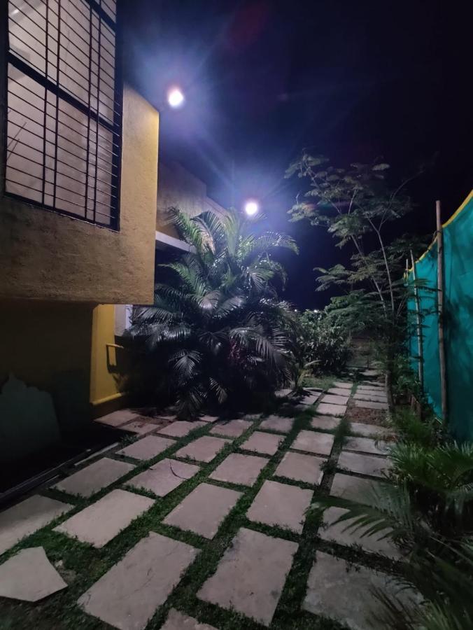White Smoke Villa Igatpuri Zewnętrze zdjęcie